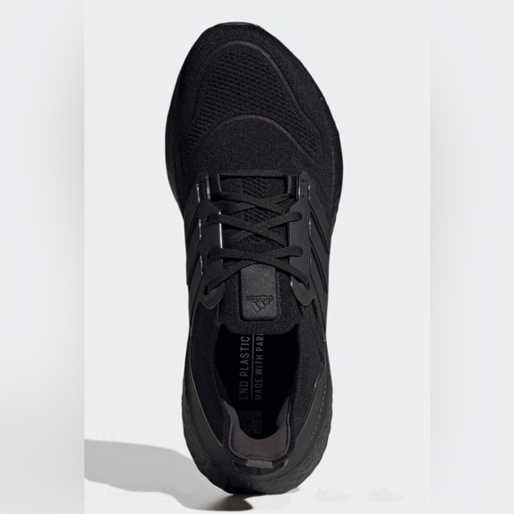 108. ADIDAS ULTRABOOST 22 RUNNING SHOES - Picture 3 of 10